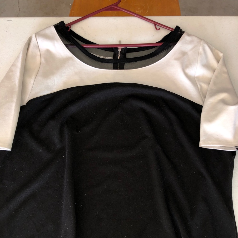 Like New size 22/24 LB top